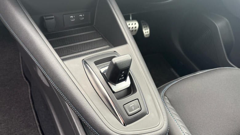 Renault Captur 1.8 E-Tech Full Hybrid 160 Esprit Alpine 5dr Auto Hybrid Hatchback